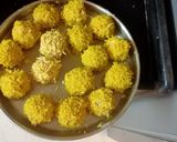A picture of step 5 of Kurkure Paneer Bombs.