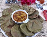A picture of step 8 of Palak Puri.