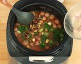 Foto langkah ke 7 dari resep Sup Tomat Daging Iris Devina Hermawan.