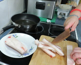 Foto del paso 2 de la receta: Bodigos de chicharrón