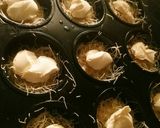 A picture of step 3 of Kunafa Cupcakes 🍮😍.