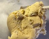 Foto del passaggio 3 della ricetta Occhio di bue con confettura di uva fragola