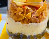 A picture of step 2 of Mango chia jaar.