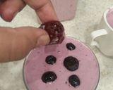 A picture of step 4 of Triple Berry smoothie.
