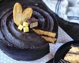 Foto langkah ke 5 dari resep Banana Ganache Cake.