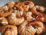 Gambas salteadas en aceite de oliva, ajo y sal del Himalaya