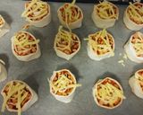 A picture of step 6 of Pizza Pinwheels.