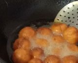 A picture of step 4 of Suji(rava) gulab jamun.
