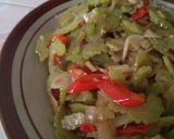 Foto langkah ke 6 dari resep Tumis pare saos tiram.