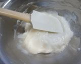 A picture of step 5 of Easy Strawberry Daifuku Made in a Microwave.