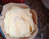 Foto del paso 2 de la receta: Mini torta de masa integral con semillas, de queso, tomates y huevo duro