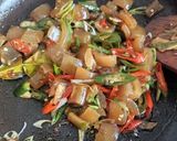 Foto langkah ke 4 dari resep Tumis Kikil.