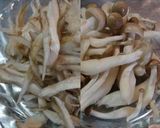 A picture of step 2 of Pork Soup with Sake Lees.