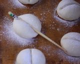 A picture of step 9 of White Bread Rolls of Happiness Using Fresh Cream.