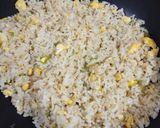 Foto langkah ke 5 dari resep Nasi Goreng Kencur Sederhana.