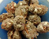 A picture of step 4 of Sammie's Carrot, Apple and Peanut Butter Doggie Treats.