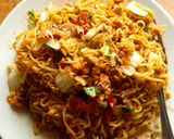 Foto langkah ke 5 dari resep Mie goreng sambal tumis telur.