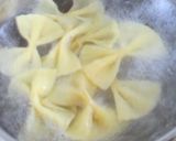 A picture of step 8 of Farfalle Prawn Cream Sauce.
