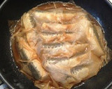 A picture of step 5 of Sardines Simmered in Soy Sauce.