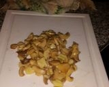 A picture of step 10 of Pasta caruso.