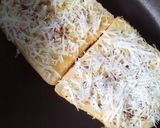 Foto langkah ke 4 dari resep Chili Cheese Toast.