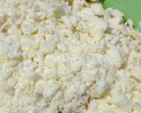 Foto langkah ke 3 dari resep White Chunks Choco Butter Cookies.