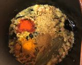 A picture of step 4 of Dahi Bhindi.