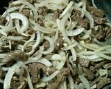 A picture of step 5 of Strogonoff vermicelli.