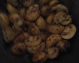 A picture of step 3 of Garlic Buttered Mushrooms 😙.