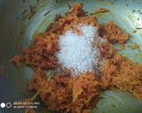 A picture of step 3 of Carrot burfi.