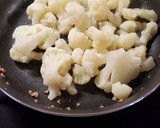 A picture of step 1 of Garlic Butter Ground Turkey and Cauliflower Skillet.