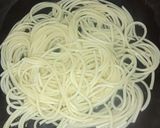 Foto langkah ke 1 dari resep Spaghetti Instant.