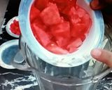 A picture of step 1 of Water Melon Drink.