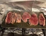 Foto del paso 3 de la receta: Carne a la parrilla con piña y arepa de chócolo✨