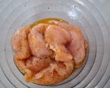A picture of step 1 of Healthy, easy and light chicken salad.