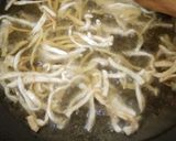 Foto langkah ke 8 dari resep Stik Bawang Pedas Gurih.