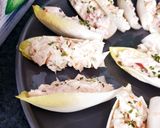 Une image de l'étape 2 de Endives apéritives thon et surimi😋.
