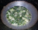 A picture of step 1 of Crispy Okra and Potato stir fry 😋.