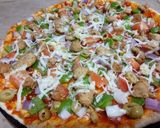 A picture of step 1 of Chicken Tikka pizza.