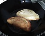A picture of step 4 of Salty Gujiya.