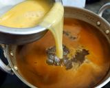 A picture of step 4 of Spicy Egg Soup.