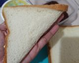Foto langkah ke 3 dari resep Roti Bakar Simpel Isi Coklat.