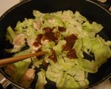 A picture of step 4 of Salmon&Cabbage Stir-Fry Miso Sauce.