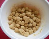 A picture of step 1 of Soybean Flour Snacks.