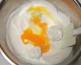 A picture of step 2 of Strawberry Mont Blanc Shortcake.