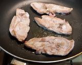 Foto del paso 1 de la receta: Estofado de pavo con patatas en olla de barro