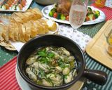 A picture of step 6 of Simple Oyster Ajillo (Simmered in Oil).