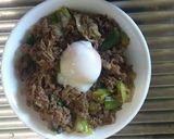 A picture of step 8 of Easy and Satisfying Kansai-style Sukiyaki-don Rice Bowl.