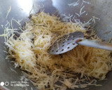A picture of step 1 of Hash browns.