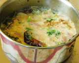மெந்தய கீரை வடை, மெந்தய கீரை தக்காளி சாஸ் (Venthaya keerai vadai, keerai sauce recipe in tamil) ரெசிபி ஸ்டேப் 6 புகைப்படம்